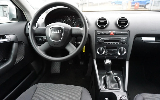 Audi A3 cena 16900 przebieg: 241000, rok produkcji 2006 z Brzesko małe 191